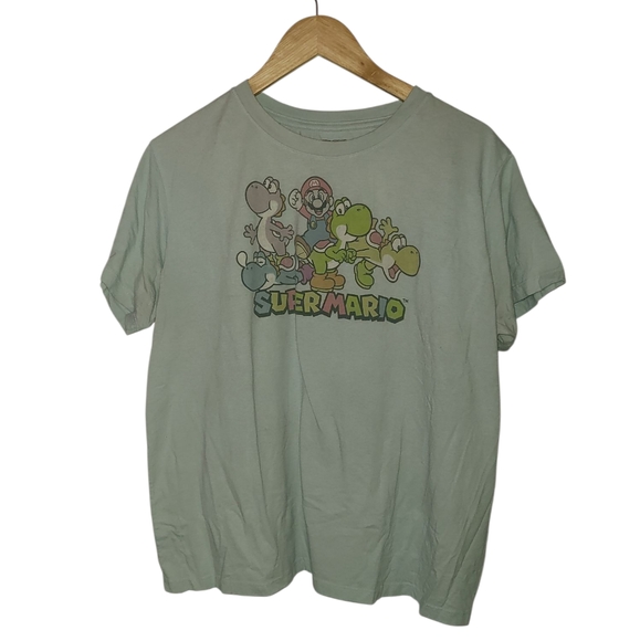 Nintendo Tops - Nintendo Womens Super Mario 2XL T-Shirt